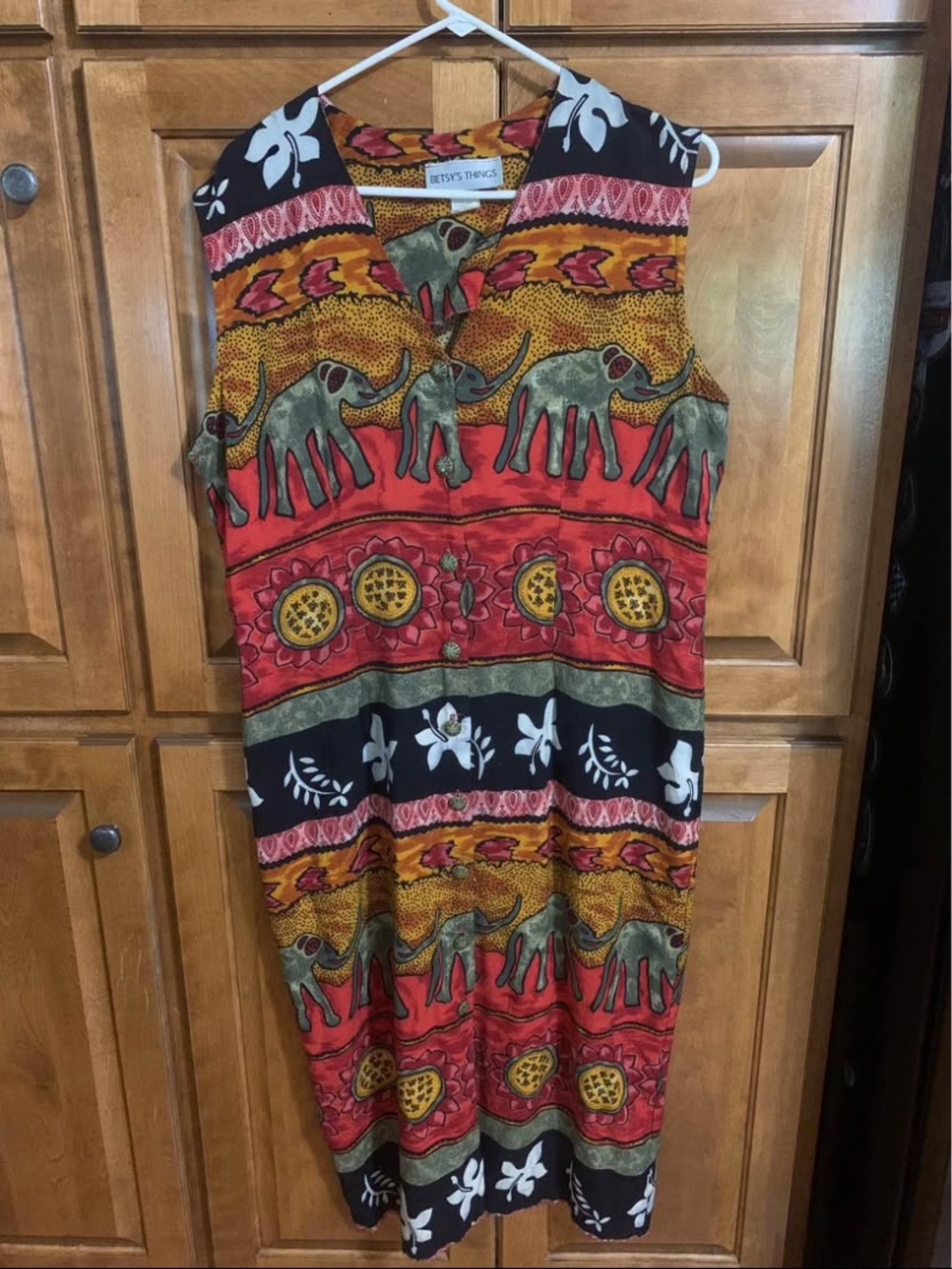 Betsy’s Things Elephant Womens 14/16 Dress SafariSays 18, fits closer to 14/16
